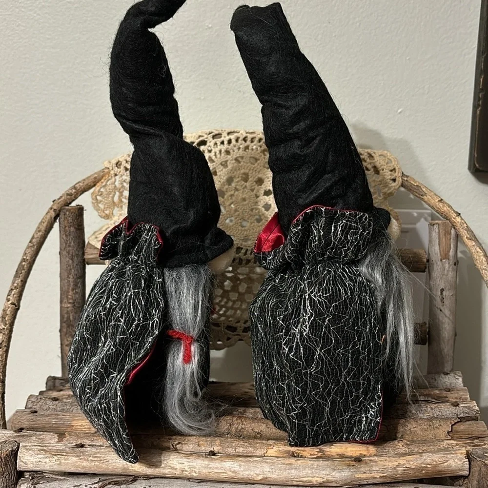 NWOT TWO PLUSH HALLOWEEN VAMPIRE WITCH GNOMES WITH CAPES